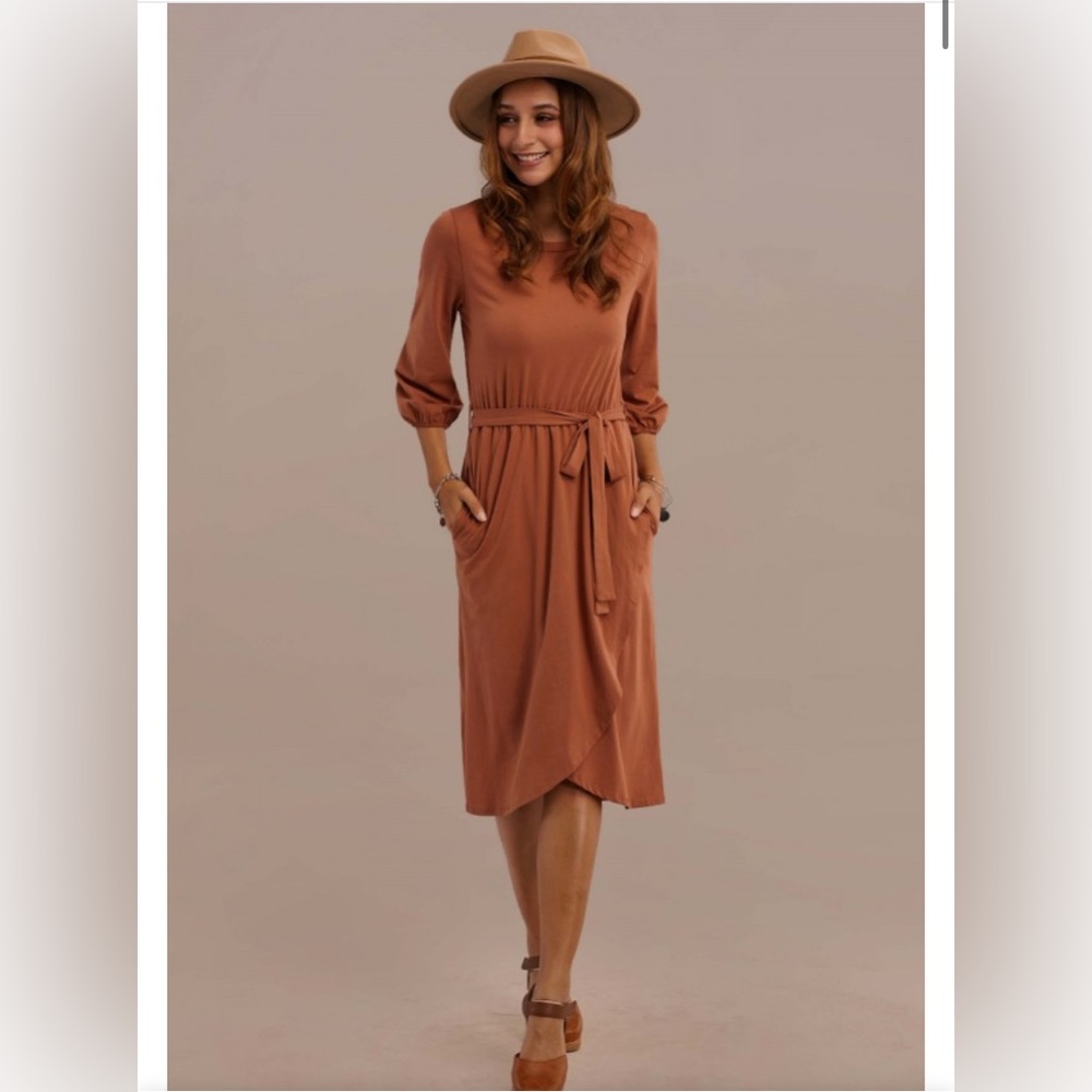 NWT Petallush‎ 3/4 Sleeve Round Neck Summer Midi Dress With Pockets Medium